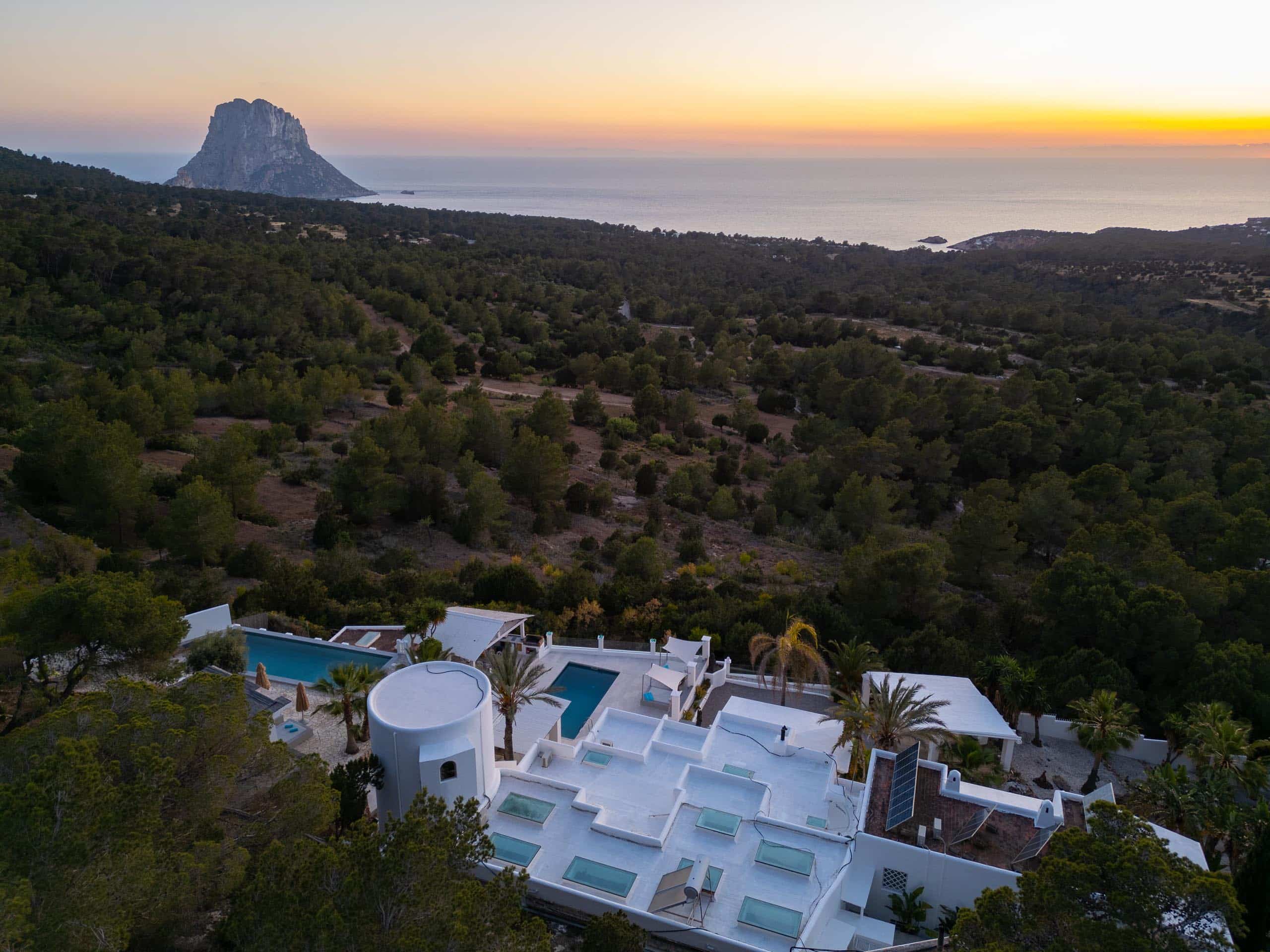 villa casa blanca ibiza DJI 0304 cAndreas Huber - villa-casa-blanca-ibiza-DJI_0304_(c)Andreas-Huber